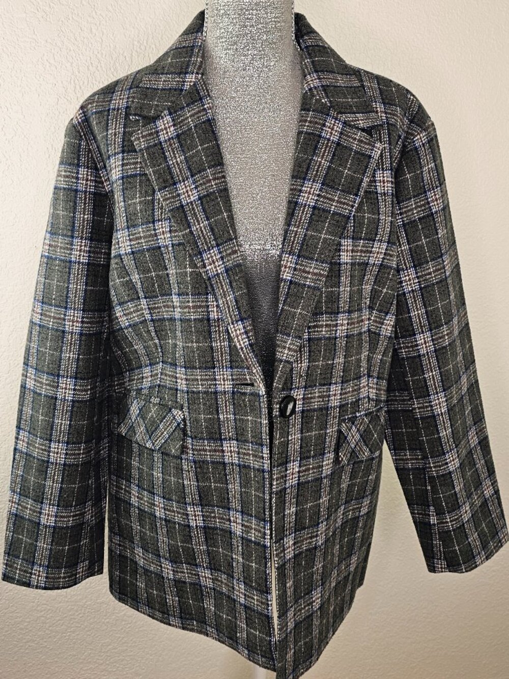 Coffee Shop Plaid Blazer NEW WITHOUT TAGS CONDITION!